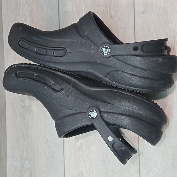 Crocs Men's Black Outdoor Rubber Clogs Shoes Sz 13 - Picture 7 of 11